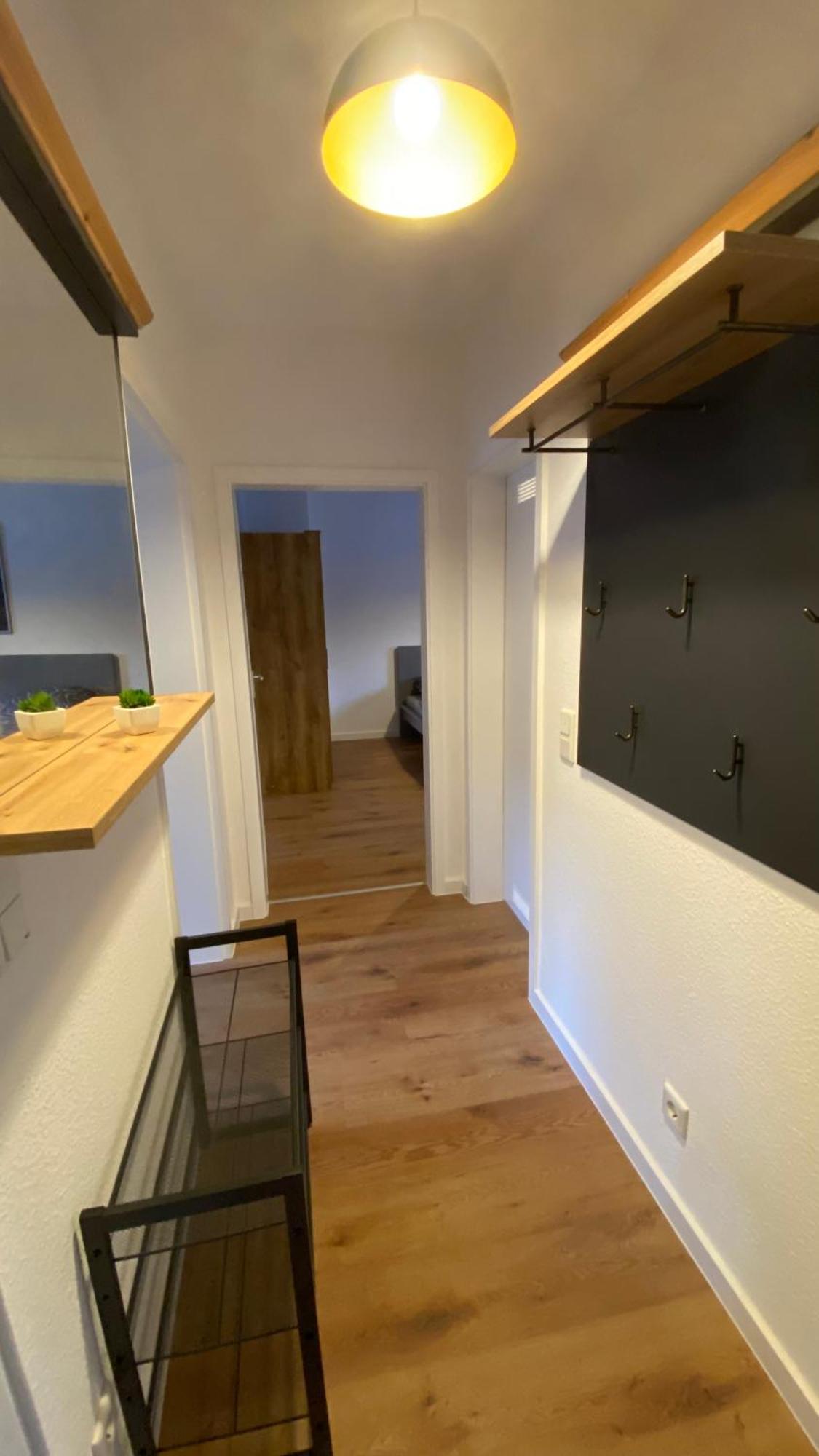 Charlie , Solingen Mitte, Ferien/Messe Wohnung Fuer Bis Zu 5 Personen Dış mekan fotoğraf