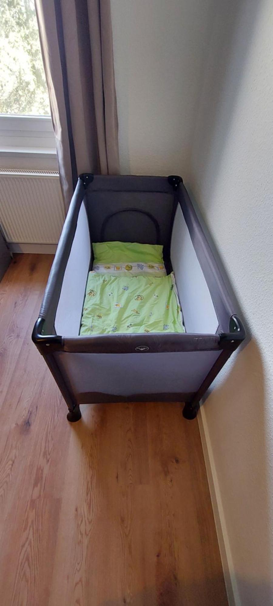 Charlie , Solingen Mitte, Ferien/Messe Wohnung Fuer Bis Zu 5 Personen Dış mekan fotoğraf